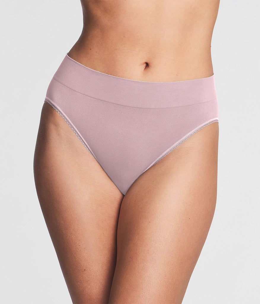Wacoal Feeling Flexible Hi Cut - Pale Pink