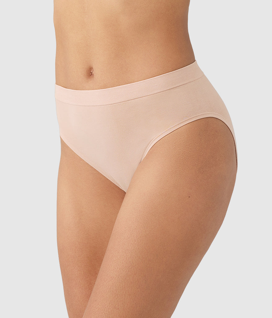Wacoal B-Smooth® Natural Hi-Cut - Roebuck