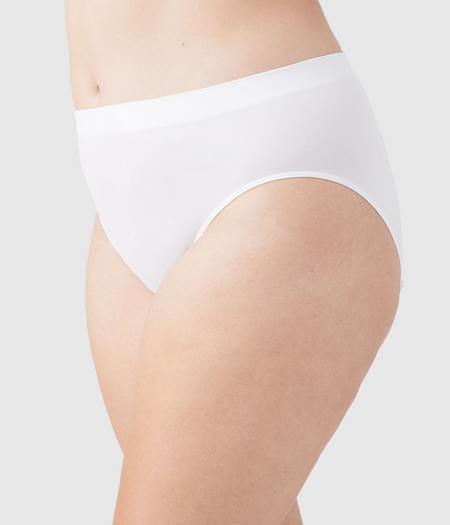 Wacoal B-Smooth® Seamless Hi-Cut - White