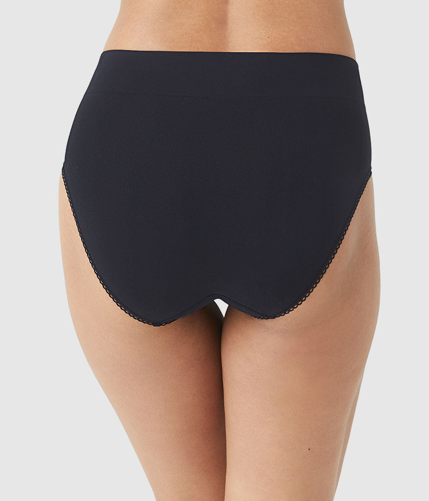 Wacoal Feeling Flexible Hi-Cut - Black