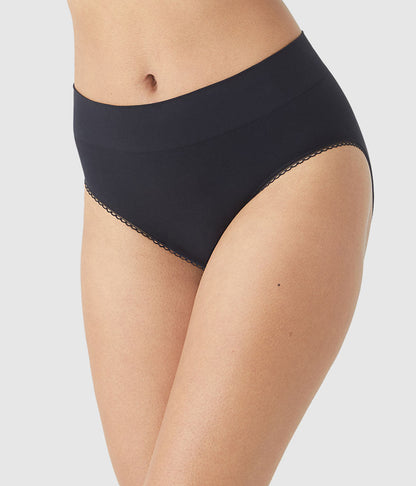 Wacoal Feeling Flexible Hi-Cut - Black