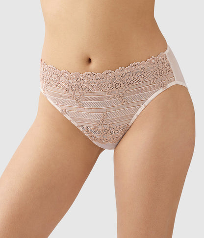 Wacoal Embrace Lace® Hi-Cut - Angel Wing/Rose Dust