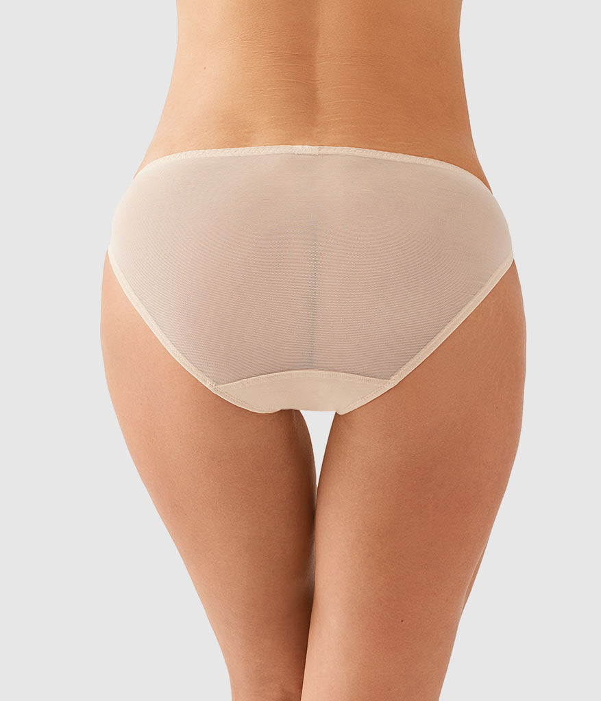 Wacoal Embrace Lace® Bikini - Sand/Ivory