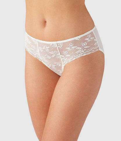 Wacoal Lifted In Luxury Hipster - Egret