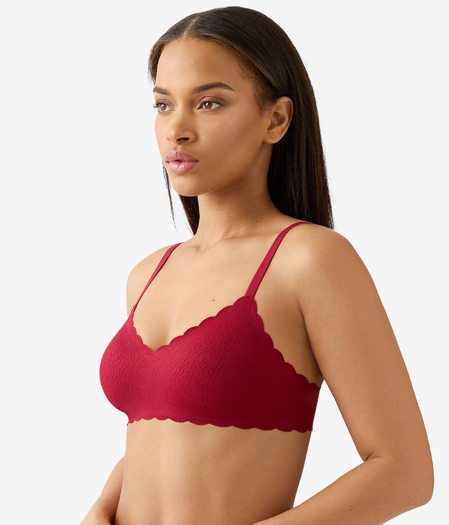 Wacoal b.wow'd Lace Wire Free Bra - Biking Red