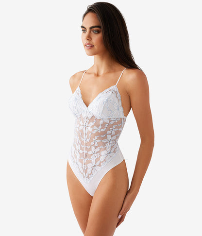 Wacoal Feeling Famous Bodysuit - White/Frozen Fjord